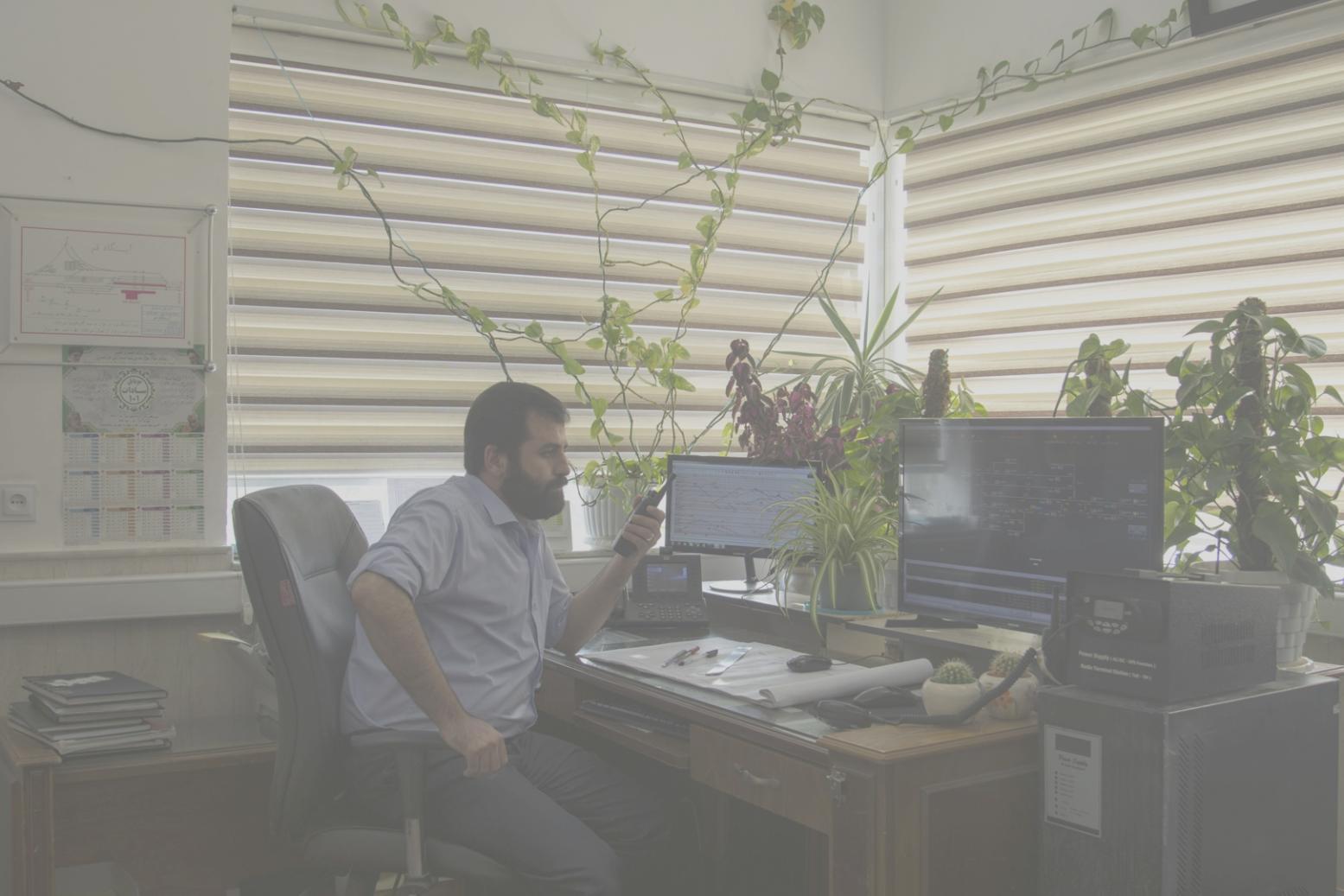Équipe en réunion de travail collaborative